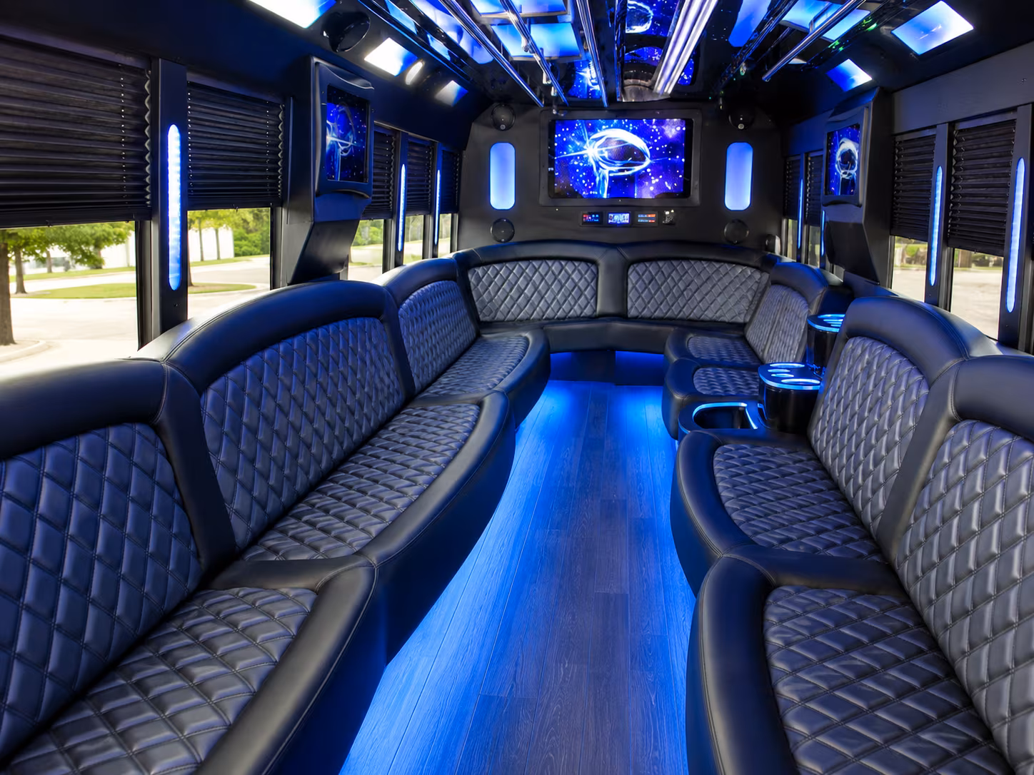 bachelor party bus rentals for casino nights in detroit and greektown
