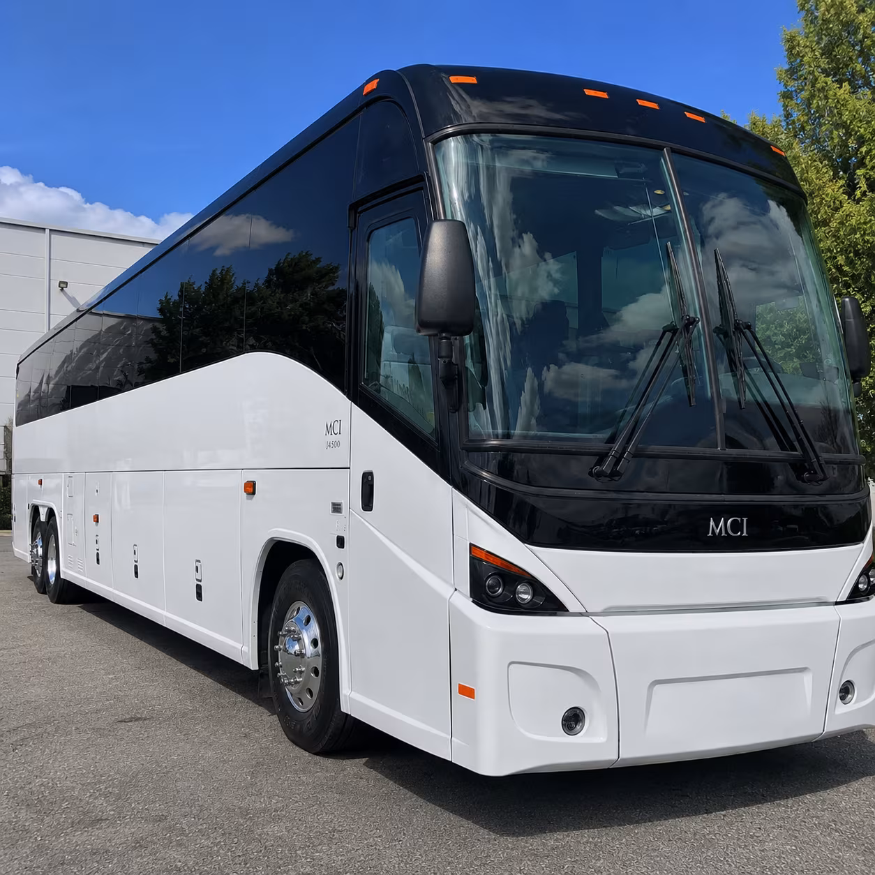 charter buses for dearborn wedding ceremonies at ford house and beyond