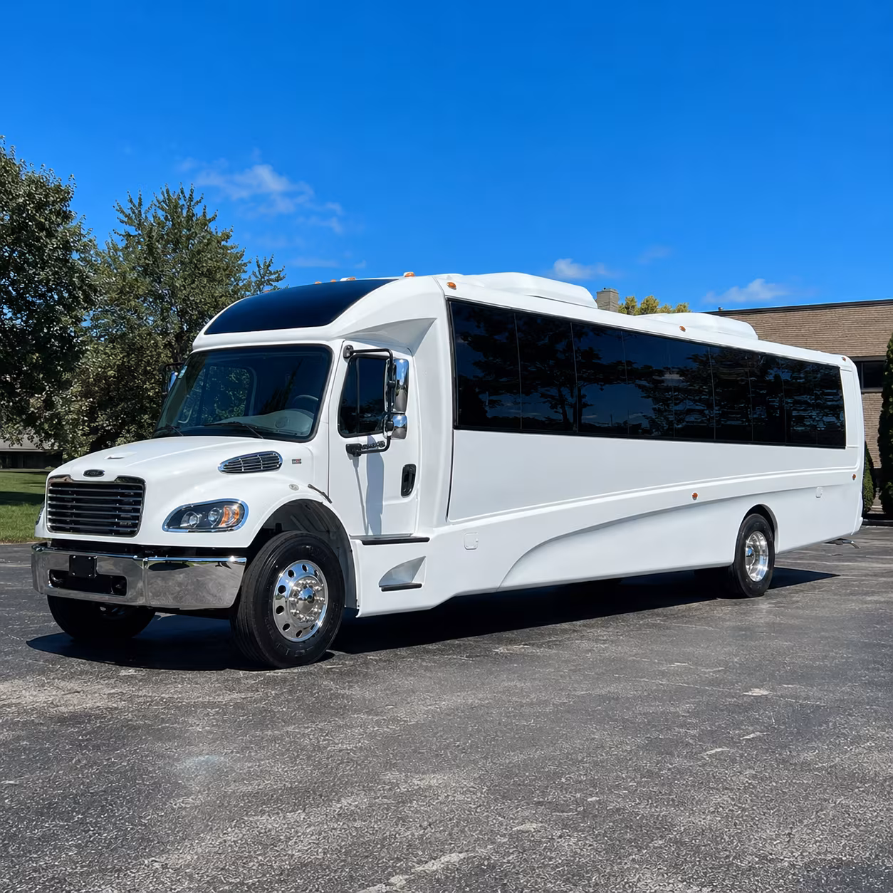 dearborn 35 passenger minibus