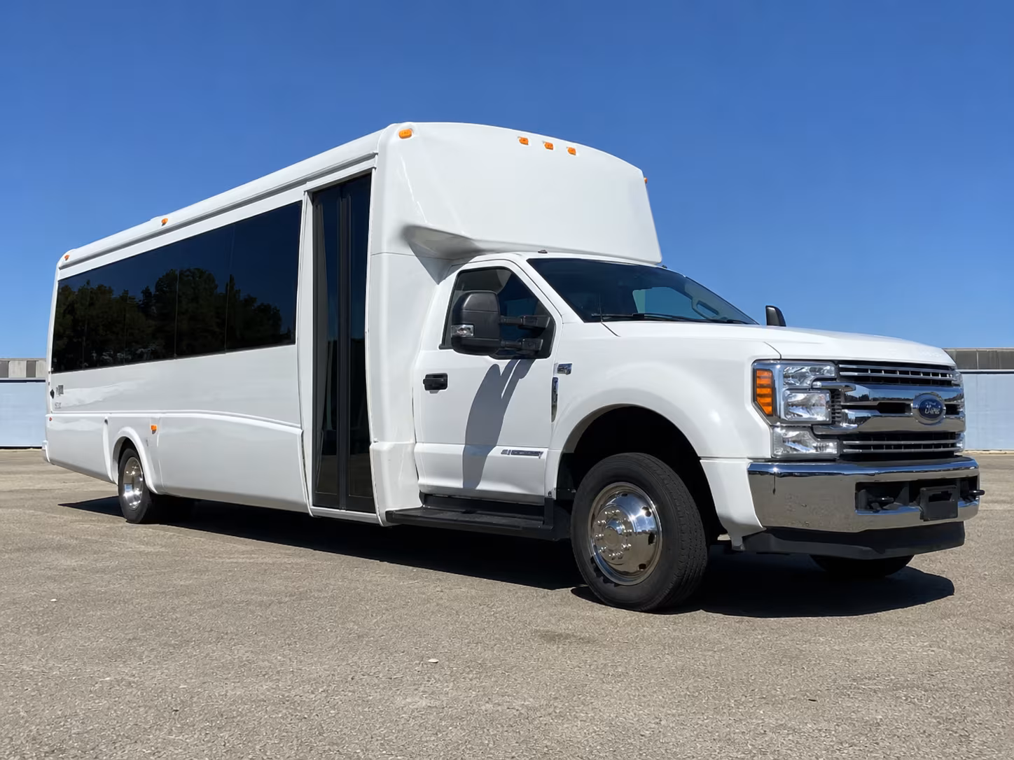 find transportation for your next prom 4